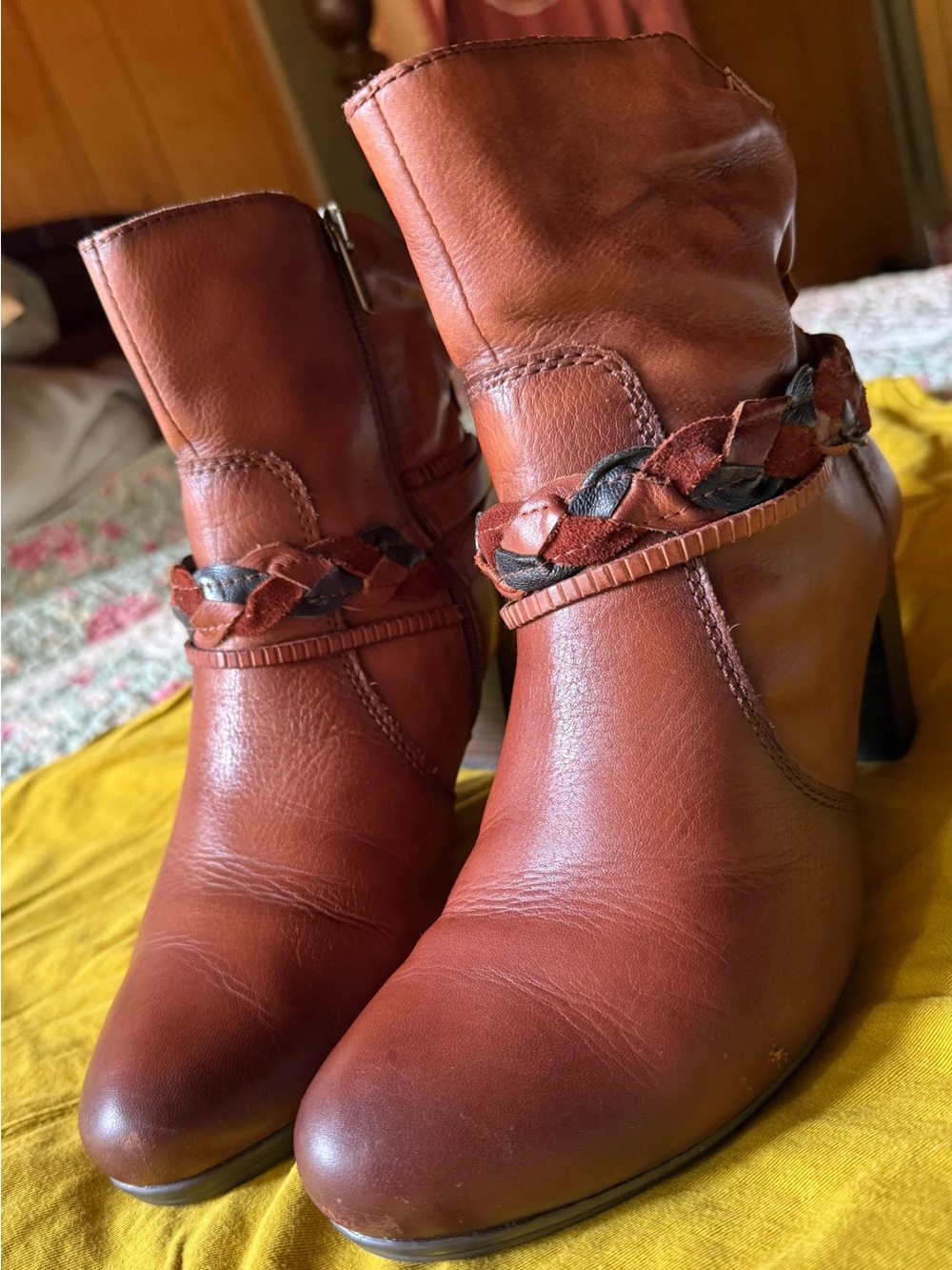 PIKOLINOS Brown Leather Ankle Booties with Braided Strap Sixe 39